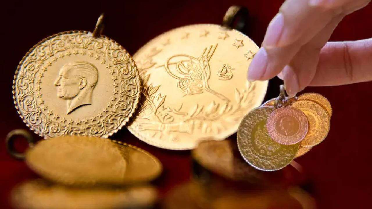 Her dediği çıkan uzman isim tarih verdi: Gram altın için rekor tahmin! Rakamı duyan kuyumcuya koşacak 8